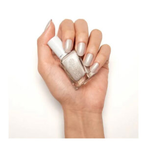 Essie Gel Couture - make the cut