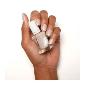 Essie Gel Couture - make the cut