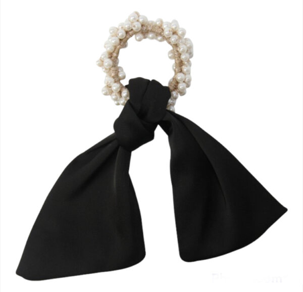 Scrunchie - Pearls & black Bow Tie